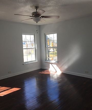 3rd image of 555 Club Dr APT 6