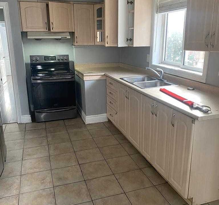 2nd image of 7206 Madiera Rd