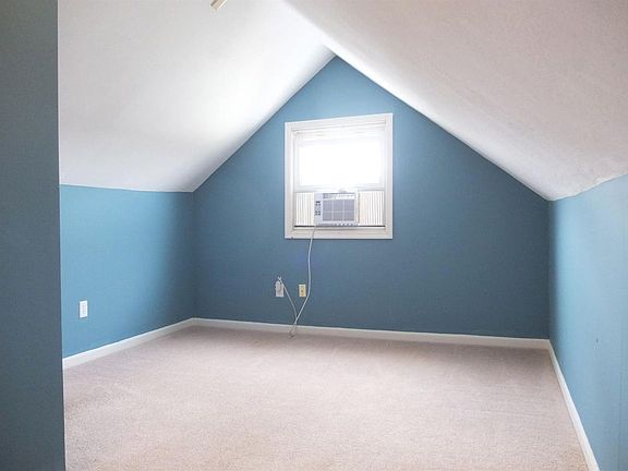 5th image of 1427 Pershing Blvd