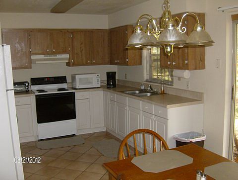2nd image of 3810 SE 17th Ave