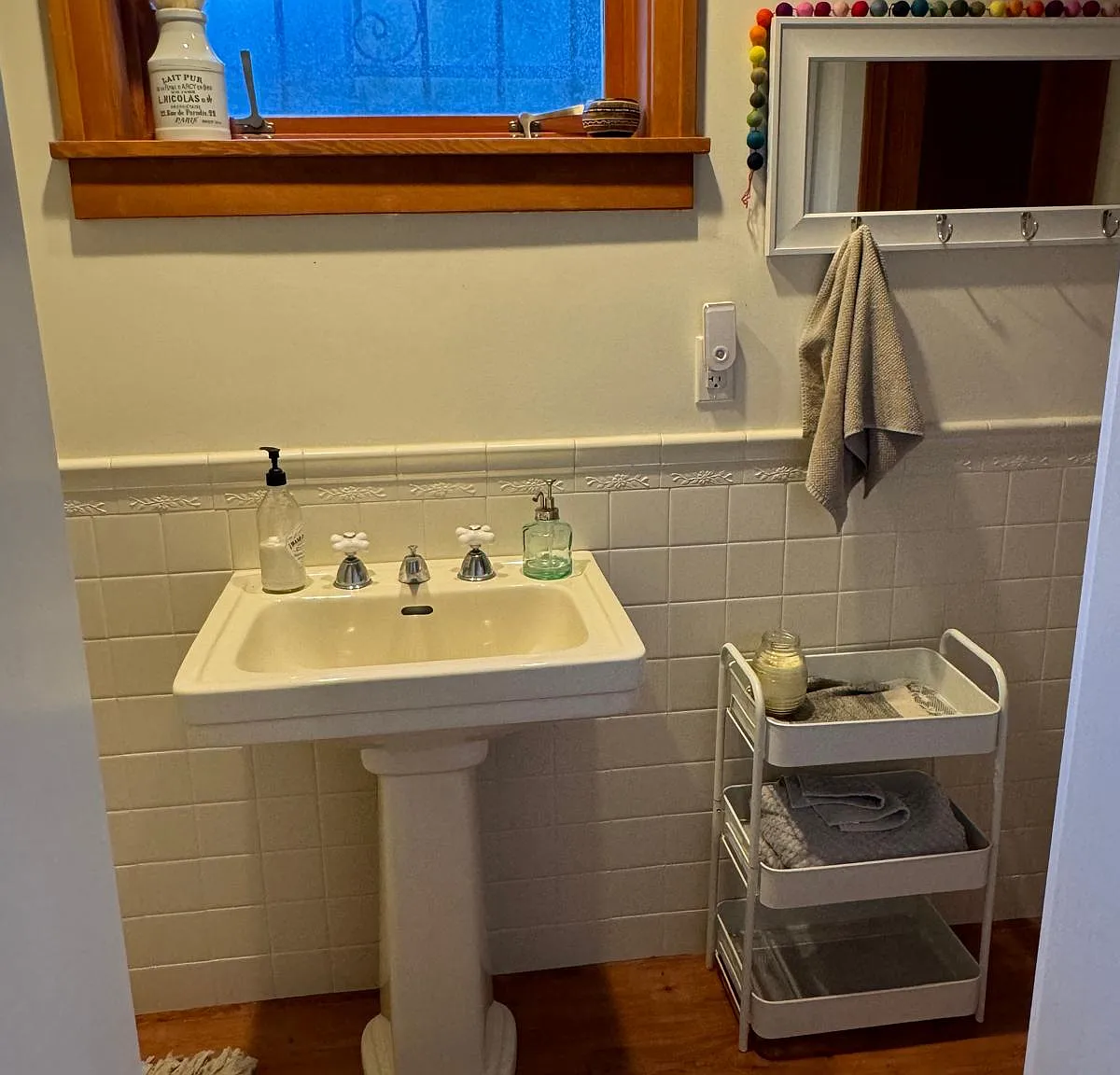 1 bed, 900 sqft, $2,300 — Photo 2