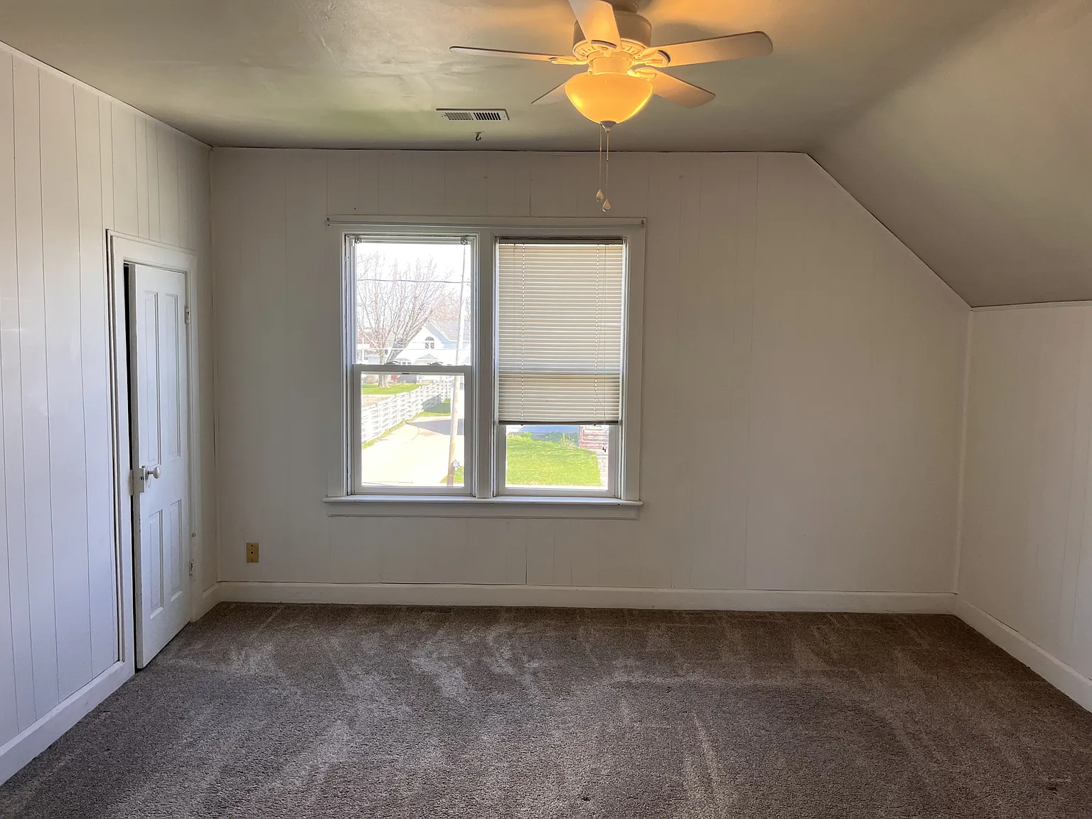 535-535A- 537-537A Menasha Street - 537A — Photo 3