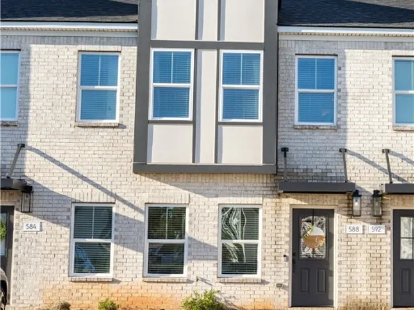 588 Waterpoint Way, Opelika, AL 36801