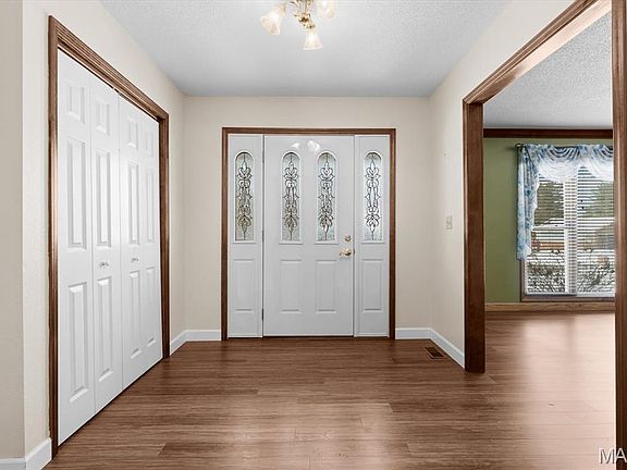 5th image of 29 Santa Anita Dr
