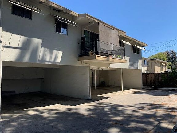 2nd image of 1003 Leigh Ave #4