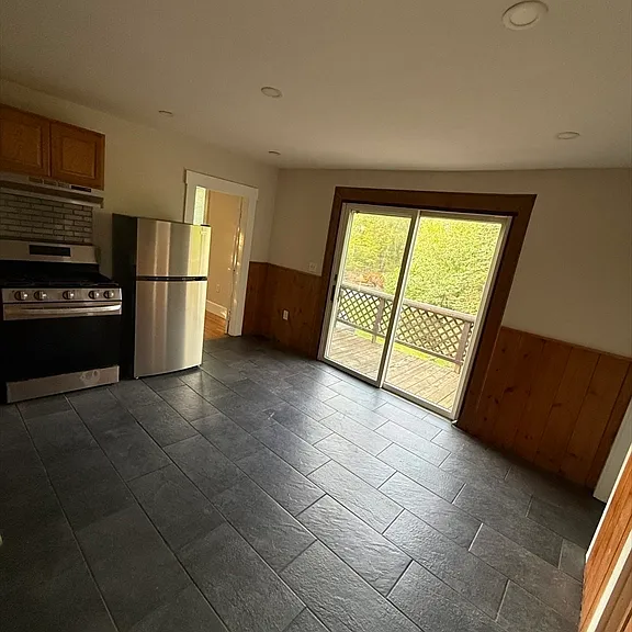 319 Canton St #2 — Photo 3