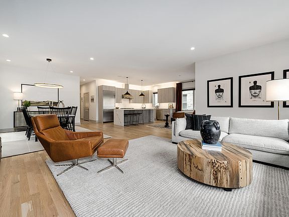 5th image of 1229 W Carmen Ave #2
