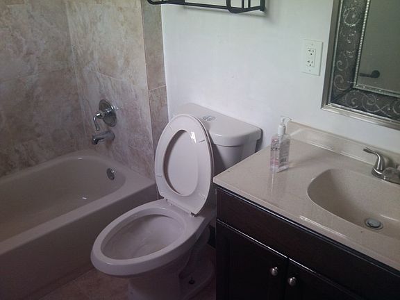 4th image of 2869 NW 10th Ct #A