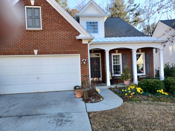 2nd image of 130 Churchcliff Dr