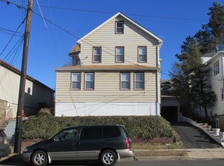 364 Ridge Rd, Lyndhurst, NJ 07071