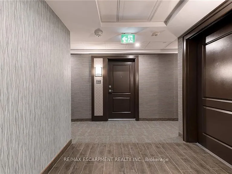 450 Dundas St E #1204 — Photo 31