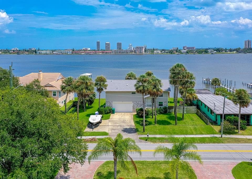 1st image of 1633 Riverside Dr