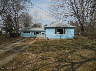614 S Fair St, Otsego, MI 49078