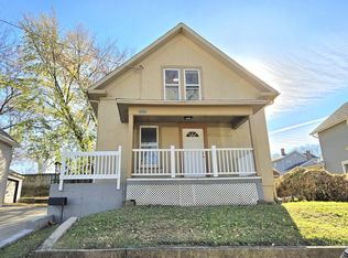 328 Rosewood Ave, Aurora, IL 60505