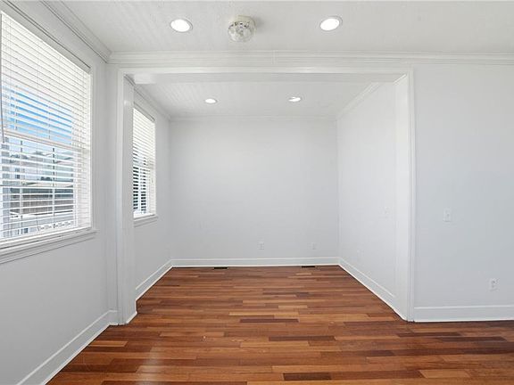 5th image of 1722 Harmony St #1722