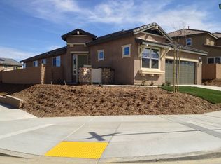 38122 Summer Ridge Dr, Murrieta, CA 92563