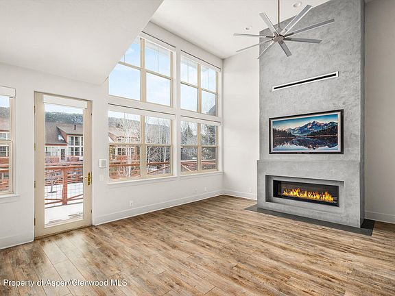 5th image of 634 Evans Ct