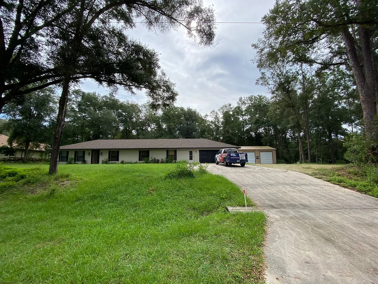 Rainbow Springs Woodlands - 4/3/2 - Plus detached 30x30 shop — Photo 2