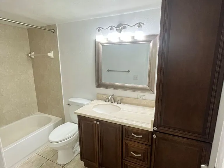 7609 Dolonita Dr — Photo 3