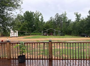 22 Summer Ln, Moundville, AL 35474