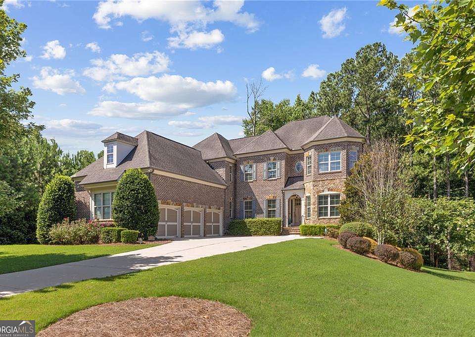 1st image of 373 Glynnwilde Dr NW