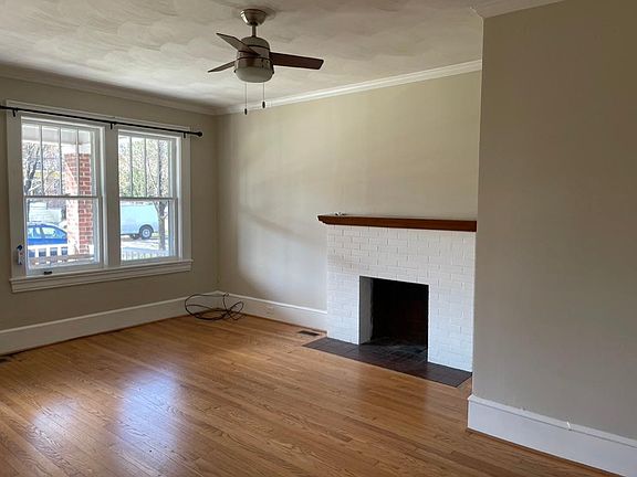 3rd image of 1729 Maiden Ln SW #1729