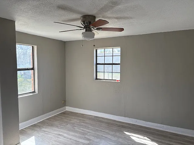 613 SW 1st St — Photo 5