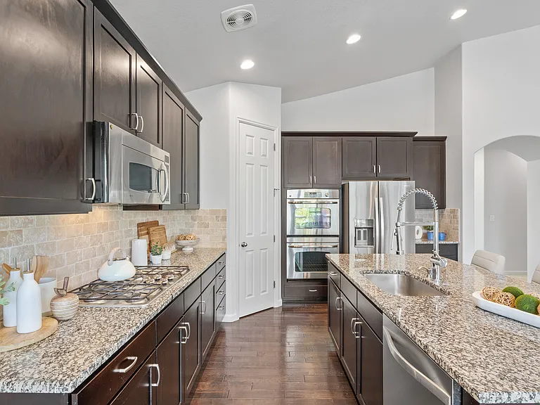 5859 Leon Young Dr — Photo 25