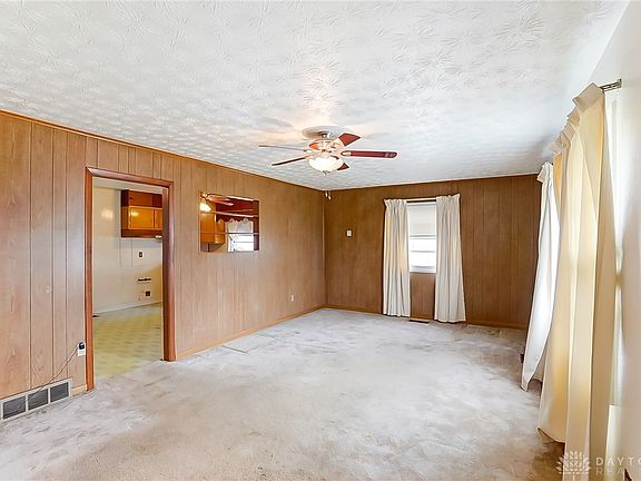 5th image of 2641 Onaota Ave