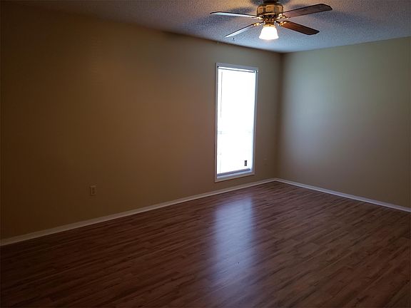 5th image of 3097 Littlefield Cv
