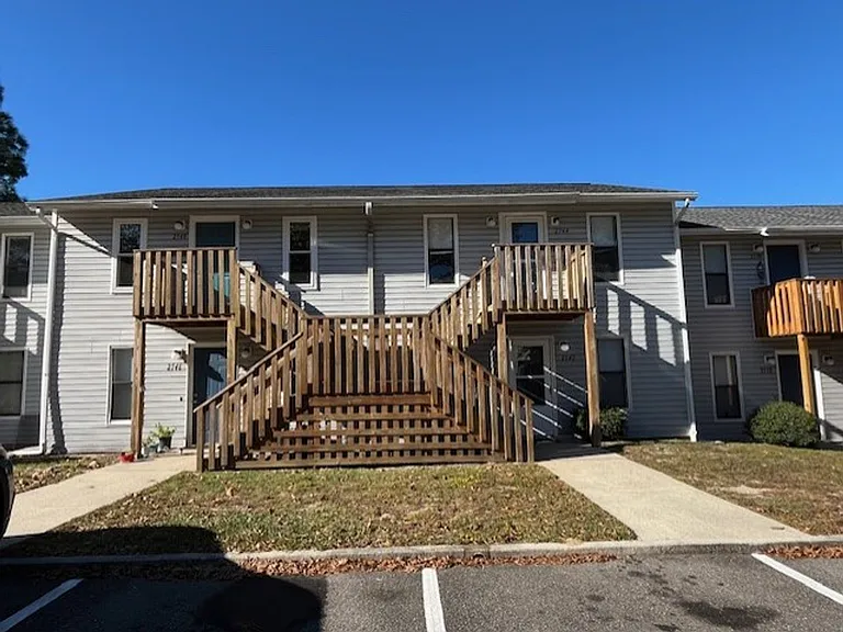 2548 Flint Dr — Photo 4