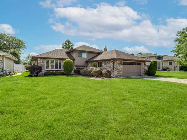 14843 Anne Ct, Oak Forest, IL 60452