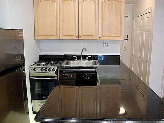 Rented by WAM Partners - William Moses Co. | media 25
