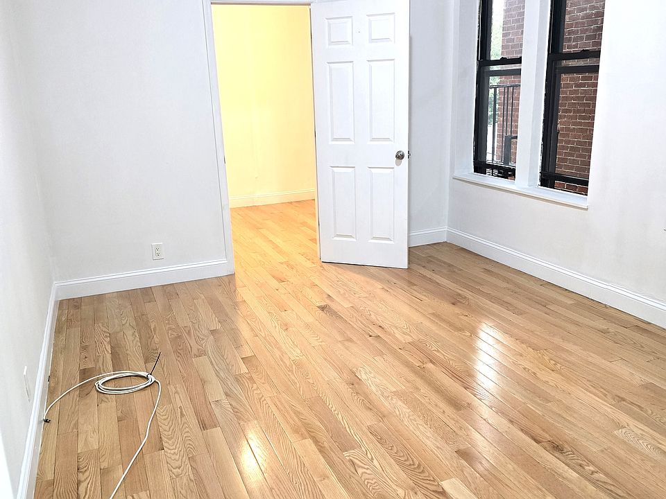 1st image of 31-32 29th St #2C