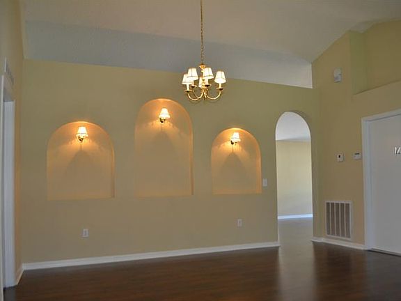 3rd image of 1157 Perpignan Ct