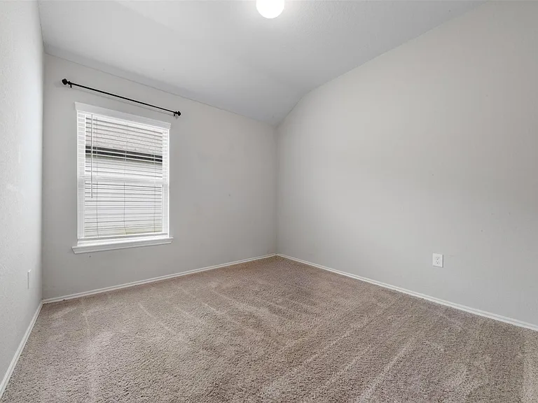 10061 Spring Creek Rd — Photo 20
