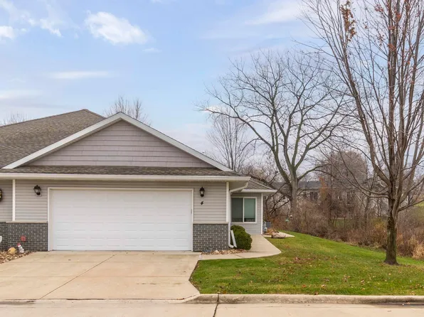 4210 Legacy Ln Unit 4, Cedar Falls, IA 50613