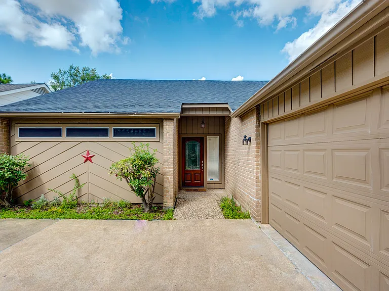 1626 S Kirkwood Rd — Photo 42