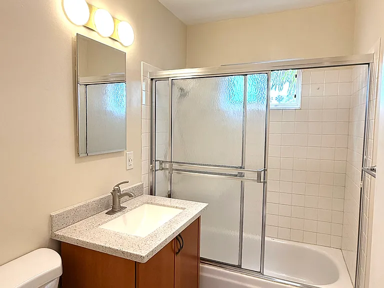 4735 Marlborough Dr #B — Photo 27