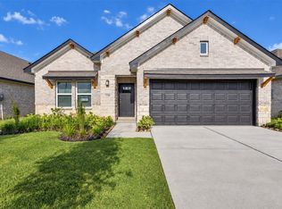 3206 Emerald Hills Dr, Angleton, TX 77515