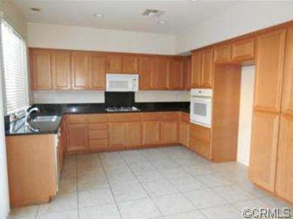 4th image of 29458 Cresta Dr