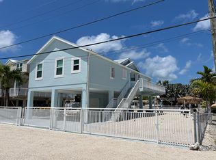 218 Lower Matecumbe Rd, Key Largo, FL 33037