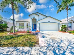 12821 Lake Vista Dr, Gibsonton, FL 33534