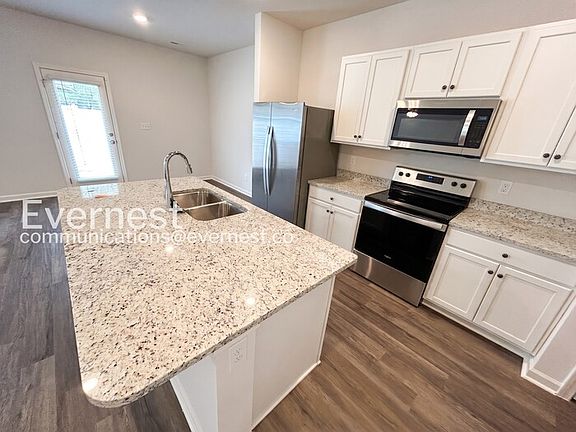 2nd image of 109 Maple Spring Trl