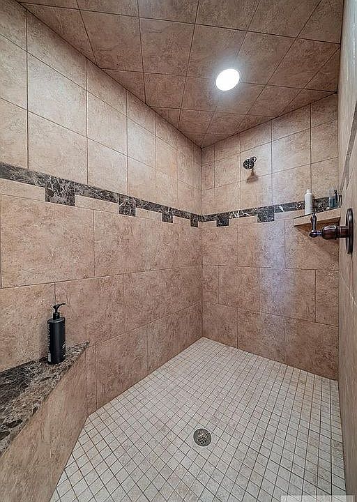 1st image of 5590 E Canyonwood Cir