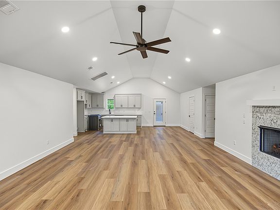 5th image of 3 Lockhart Pl