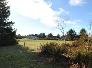 191 Octopus Ave NE, Ocean Shores, WA 98569