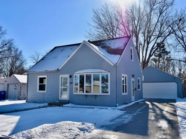 1517 S Frederick Dr, Sioux Falls, SD 57105