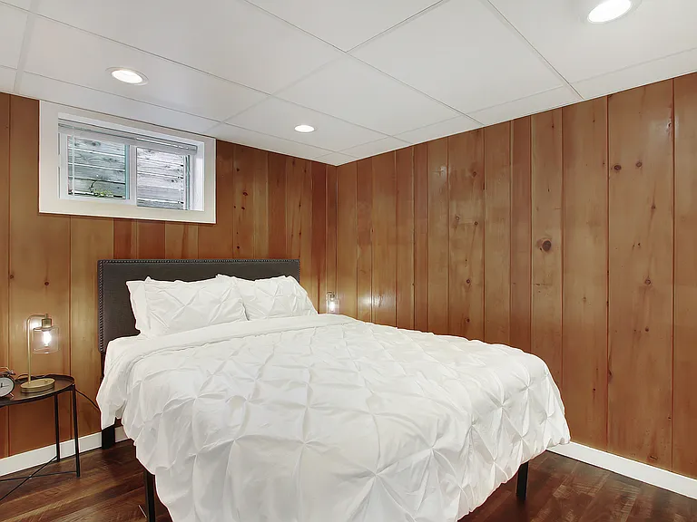 4144 48th Ave SW — Photo 17