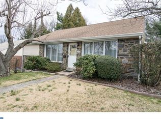 1431 Windsor Park Ln, Havertown, PA 19083
